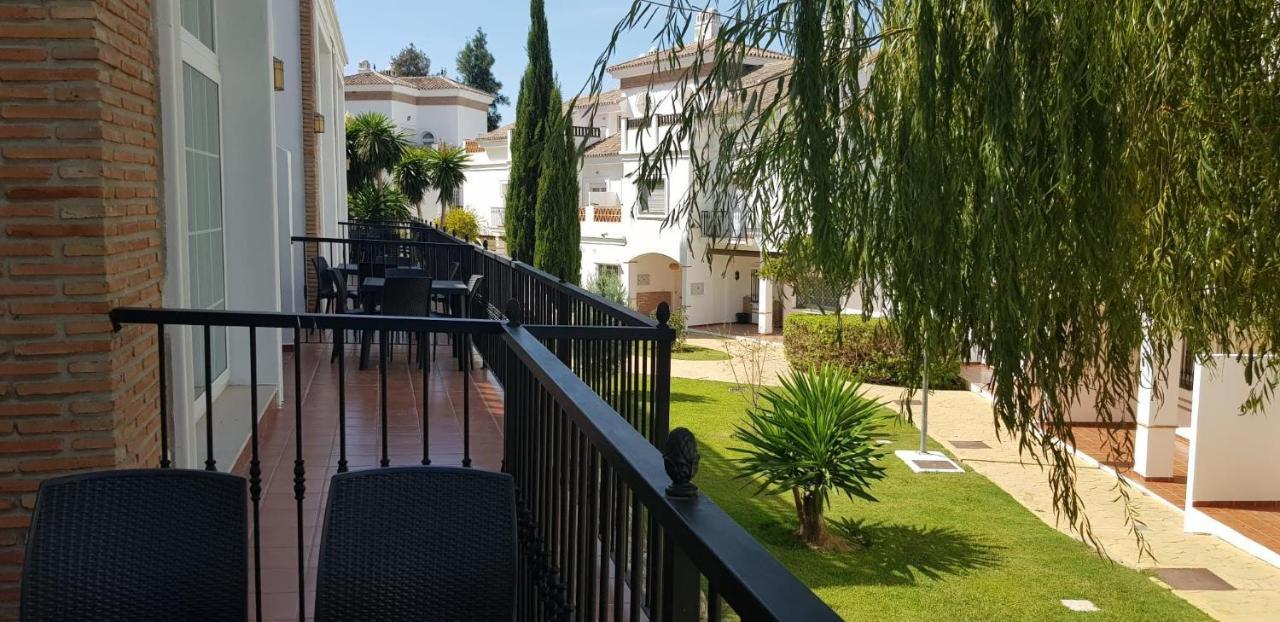 アラウリン・デ・ラ・トレTess Apartamento Ananda Lauro Golfアパートメント エクステリア 写真